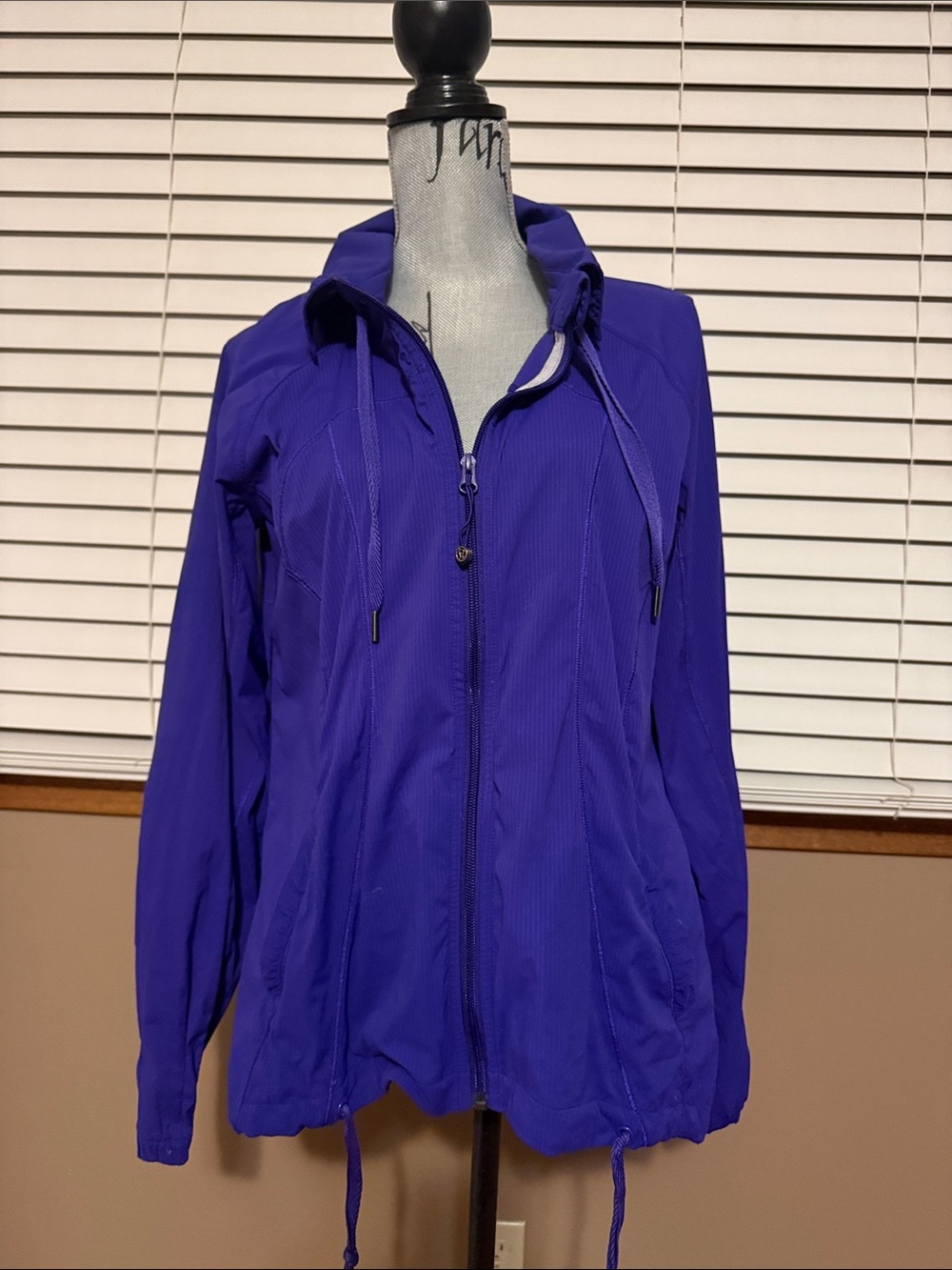 lululemon athletica Women's Trasition Jacket-Zip Jacket -Bruised Berry